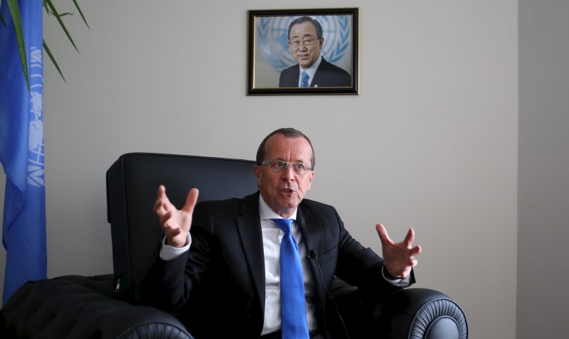 © Reuters. Martin Kobler, United Nations Special Representative and Head of the U.N. Support Mission in Libya, speaks during an interview with Reuters in Tunis