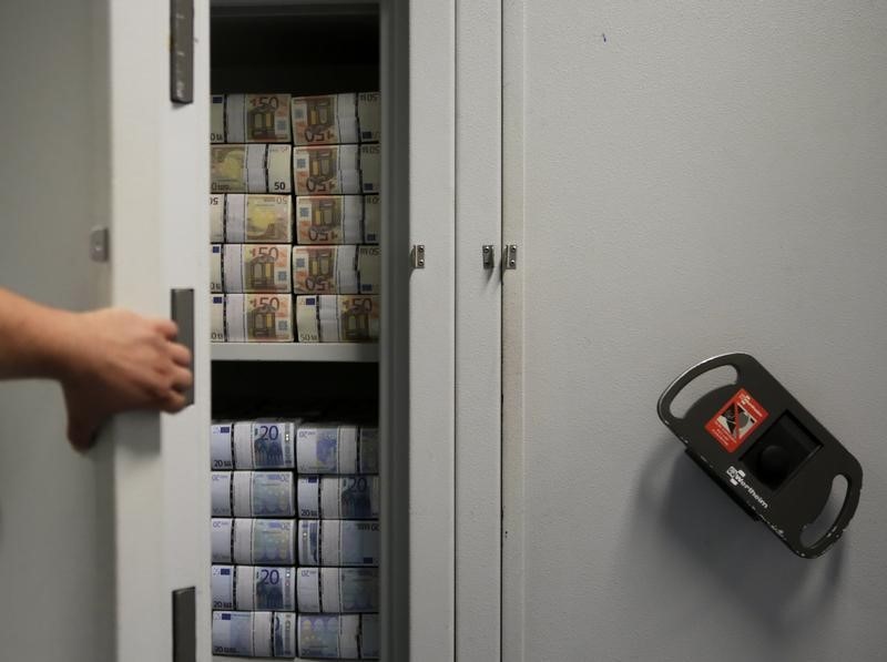 © Reuters. Las aseguradoras protegen a bancos alemanes que guardan miles de millones en 