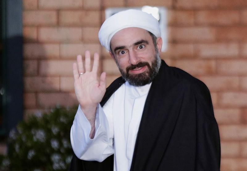 © Reuters. داعية إسلامي يغادر استراليا بعد تعليقات عن المثليين