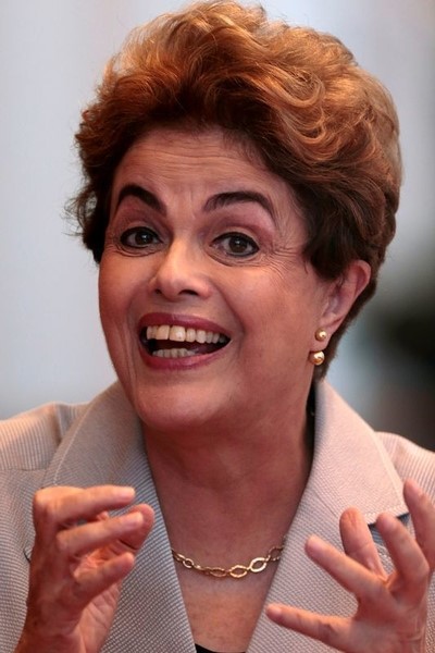 © Reuters. روسيف رئيسة البرازيل الموقوفة تعتزم حضور دورة الألعاب الأولمبية