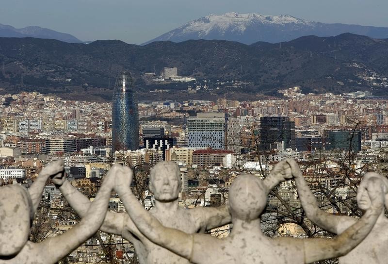 © Reuters. Una tasadora alerta sobre la escasez de vivienda nueva en Barcelona