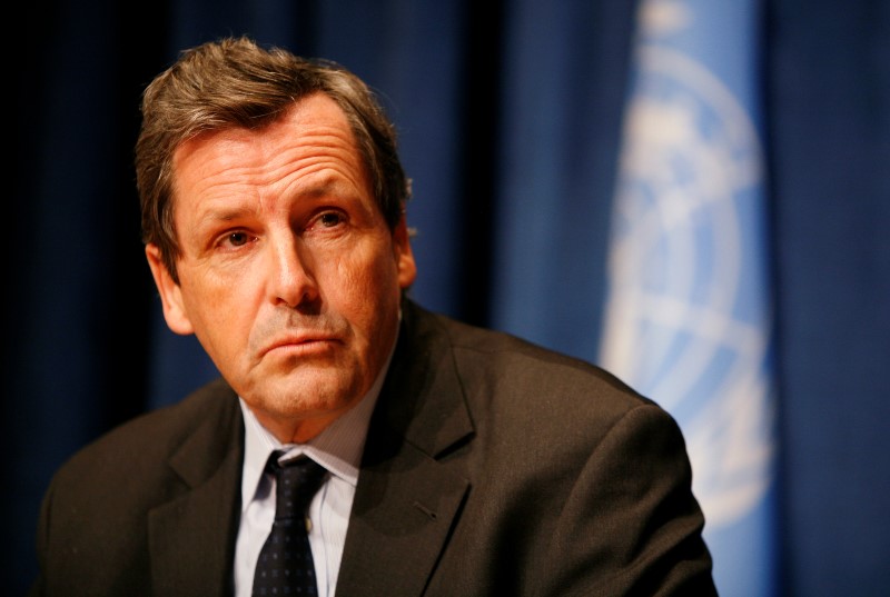 © Reuters. United Nations Under-Secretary General for Peacekeeping Le Roy of France briefs reporters about the earthquake in Haiti at United Nations in New York