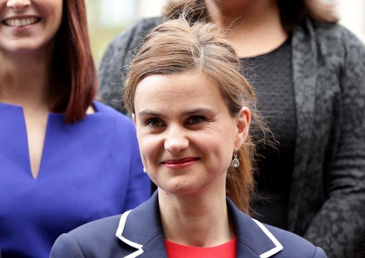 © Reuters. Parlamentar britânica Jo Cox foi assassinada nesta quinta-feira