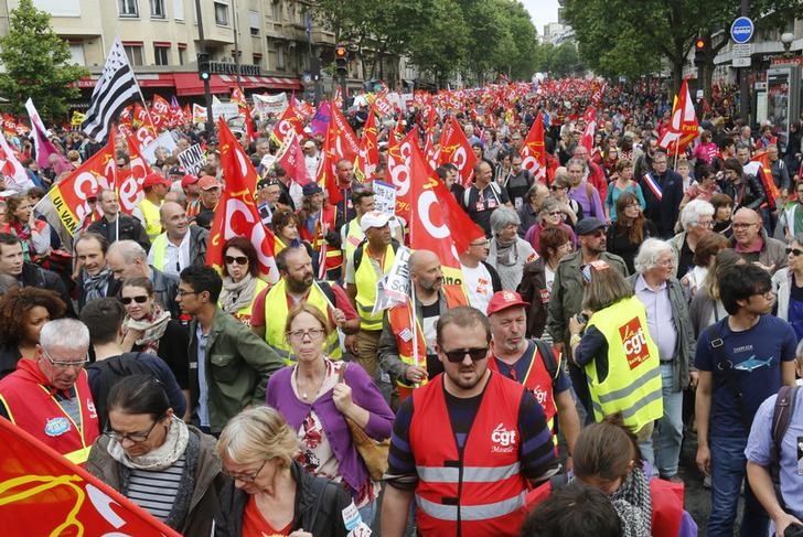 © Reuters. Un sindicato galo advierte de más protestas tras una reunión con el Gobierno