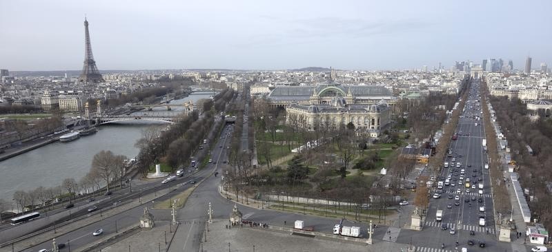 © Reuters. L'EXPOSITION UNIVERSELLE DE 2025 À PARIS INCERTAINE