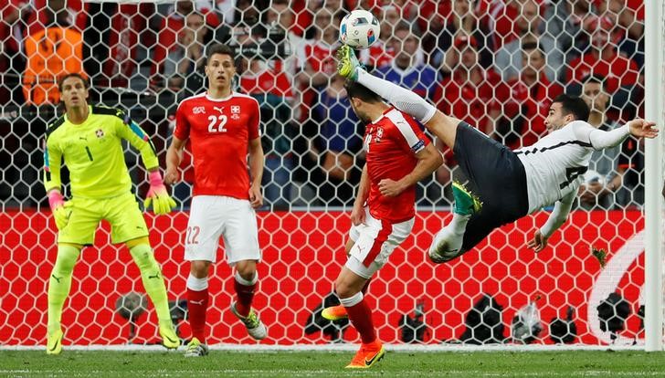 © Reuters. Switzerland v France - EURO 2016 - Group A