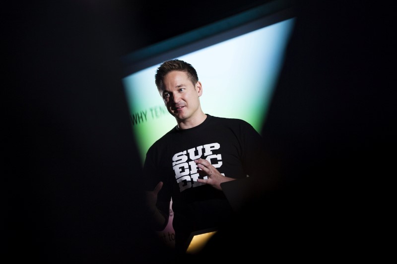 © Reuters. Finnish game company Supercell Co-Founder and CEO Ilkka Paananen meets the press in the company's headquarters in Helsinki