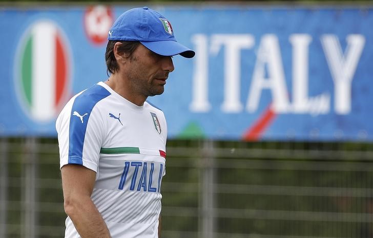 © Reuters. كونتي يجري تسعة تغييرات بتشكيلة ايطاليا أمام ايرلندا