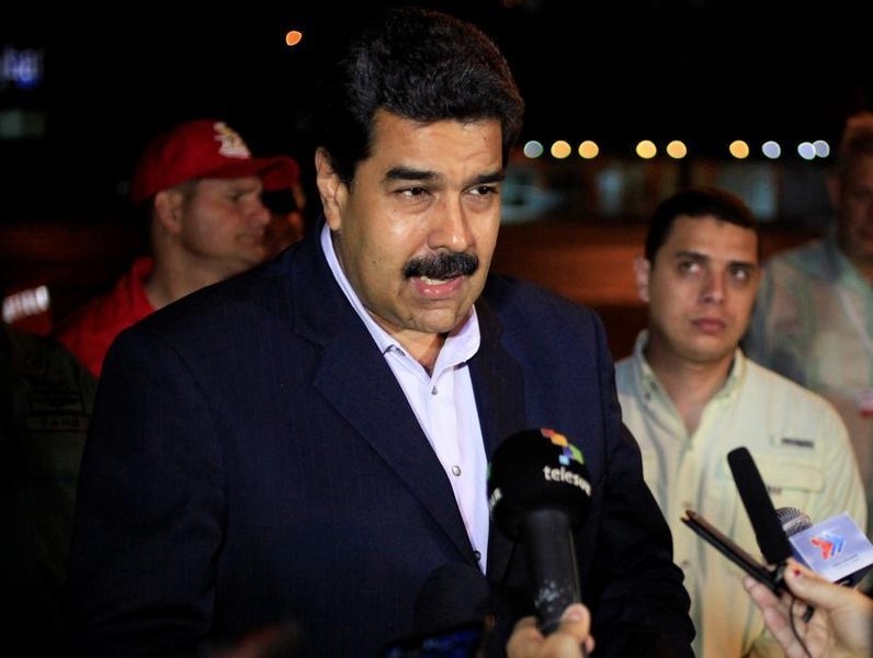 © Reuters. Oposición venezolana dice tener firmas necesarias para referéndum contra Maduro