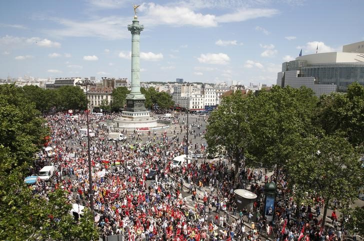 © Reuters. Vista geral da Place de la Bastille durante protesto em Paris contra reforma trabalhista