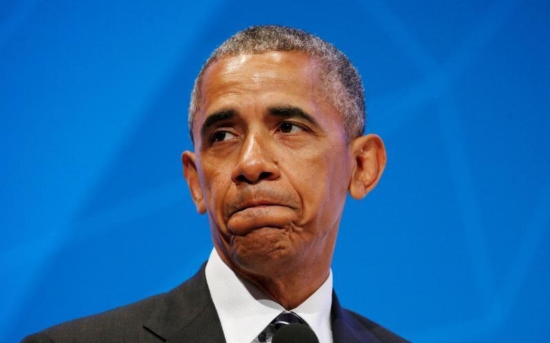 © Reuters. أوباما يقيم أول نصب لتكريم المثليين في أمريكا