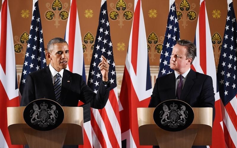 © Reuters. أوباما يحاول الحد من آثار تصويت بريطانيا بالانسحاب من الاتحاد الأوروبي