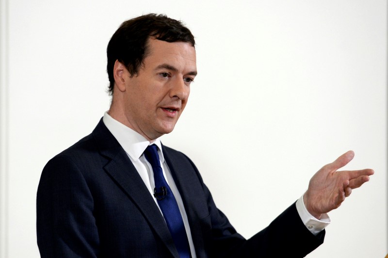 © Reuters. Ministro das Finanças britânico, George Osborne, durante evento em Londres