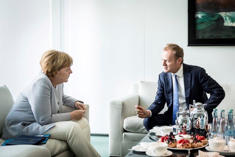 © Reuters. Merkel rechaza negociaciones informales antes de solicitud oficial de Brexit