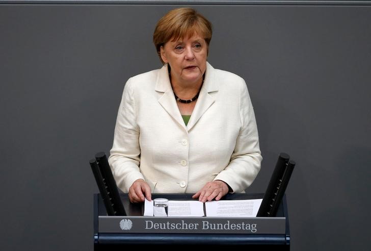 © Reuters. Chanceler alemã, Angela Merkel, no Parlamento, em Berlim