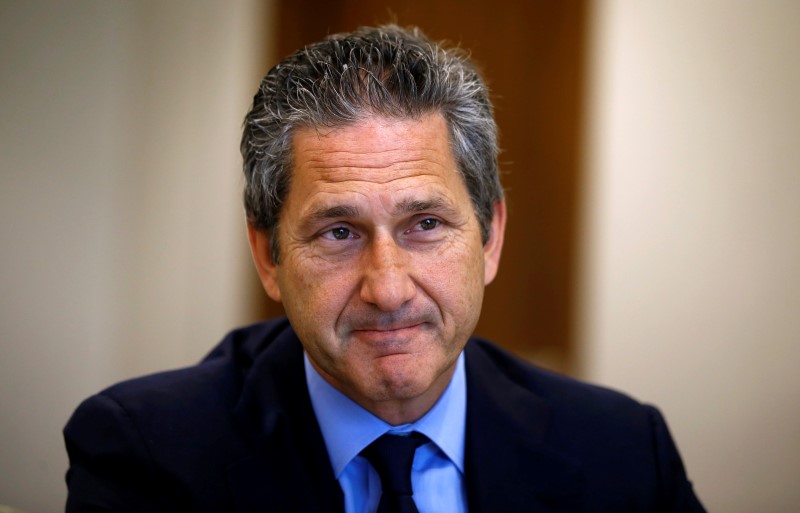 © Reuters. U.S. Liberty Global CEO Fries speaks during an interview with Reuters on the sidelines of the Cable Congress in Warsaw