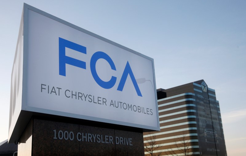 © Reuters. A new Fiat Chrysler Automobiles sign is pictured after being unveiled at Chrysler Group World Headquarters in Auburn Hills, Michigan