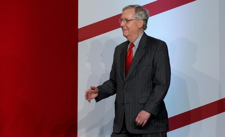 © Reuters. Senate Majority Leader McConnell arrives to speak to The Faith and Freedom Coalition’s "Road To Majority" conference in Washington