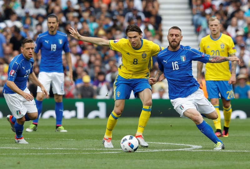 © Reuters. Italy v Sweden - EURO 2016 - Group E