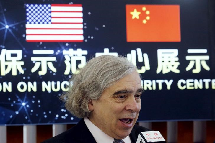 © Reuters. U.S. Secretary of Energy Ernest Moniz speaks during a news conference at the center of excellence on nuclear security in the state nuclear security technology center in Beijing