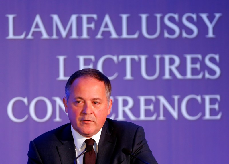 © Reuters. Coeure, member of the Executive Board of the European Central Bank, attends a Lamfalussy Lectures Conference in Budapest
