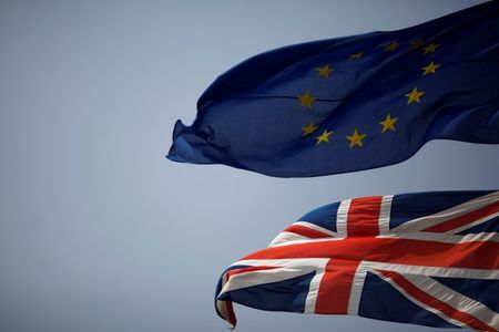 © Reuters. The Union Jack and the European Union flag are seen flying in the British overseas territory of Gibraltar