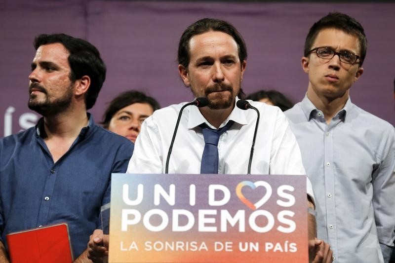© Reuters. Podemos reúne a sus secretarios autonómicos para analizar el resultado electoral