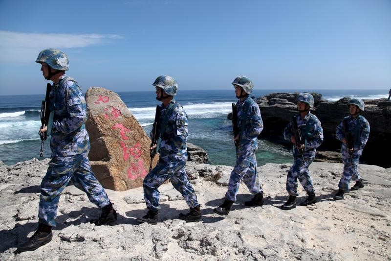 © Reuters. الصين تجري تدريبات عسكرية في بحر الصين الجنوبي