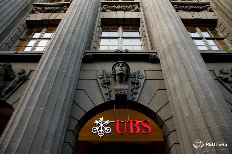 © Reuters. The logo of Swiss bank UBS is seen at the company's headquarters in Zurich