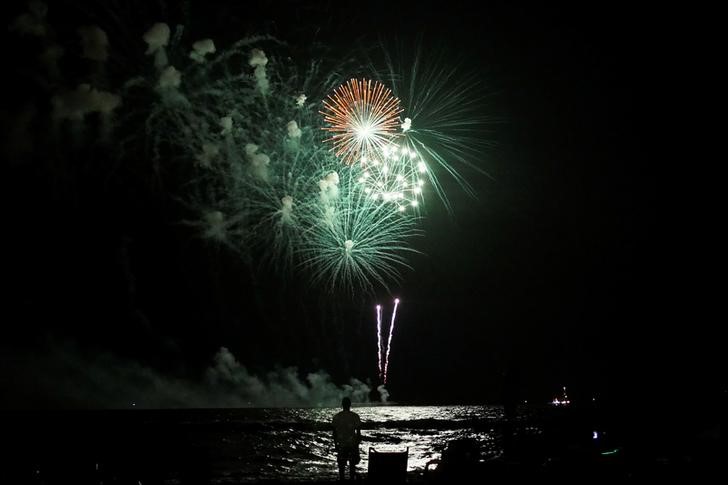 © Reuters. Fogos de artifício durante comemoração em Nova York do Dia da Independência dos EUA