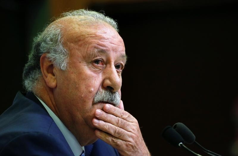 © Reuters. ديل بوسكي سيواصل التعاون مع الاتحاد الاسباني لكرة القدم