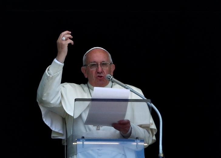 © Reuters. Papa Francisco faz discurso no Vaticano