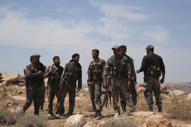 © Reuters. الجيش السوري يعلن التهدئة لمدة 72 ساعة في أنحاء البلاد