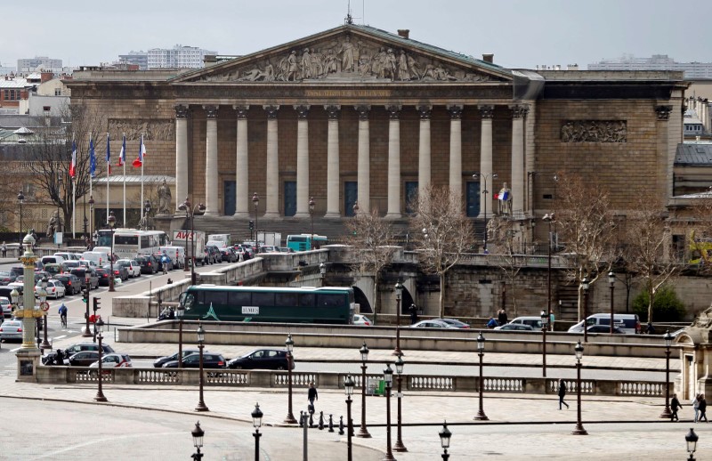 © Reuters. LE PROJET DE LOI SUR L'ÉGALITÉ ET LA CITOYENNETÉ ADOPTÉ À L'ASSEMBLÉE