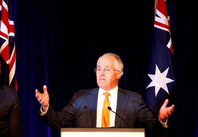 © Reuters. رئيس وزراء أستراليا يقترب من تشكيل حكومة جديدة