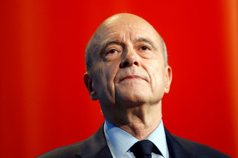 © Reuters. ALAIN JUPPÉ VEUT UN PLAN DÉCENNAL DE RÉNOVATION DU PATRIMOINE