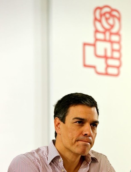 © Reuters. Sánchez asegura que el PSOE votará en contra de investir presidente a Rajoy