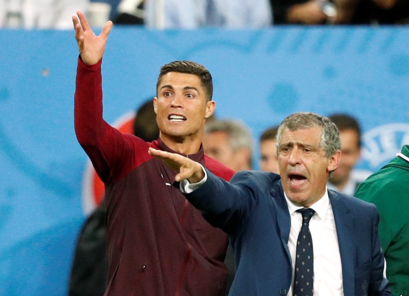 © Reuters. Portugal v France - EURO 2016 - Final