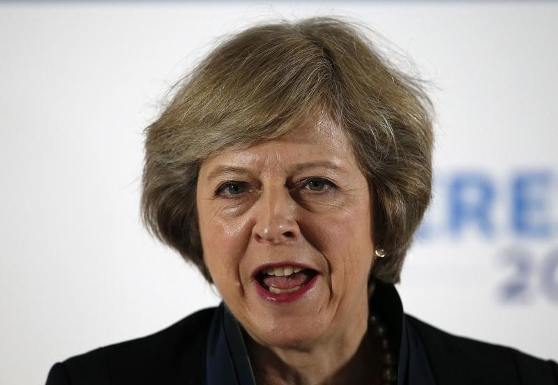 © Reuters. ماي تقول ستسعى لإنجاح مفاوضات خروج بريطانيا من الاتحاد الأوروبي