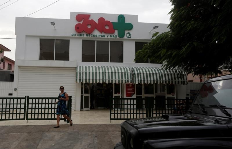 © Reuters. Cuba abre la que podría convertirse en la primera tienda mayorista para el sector privado
