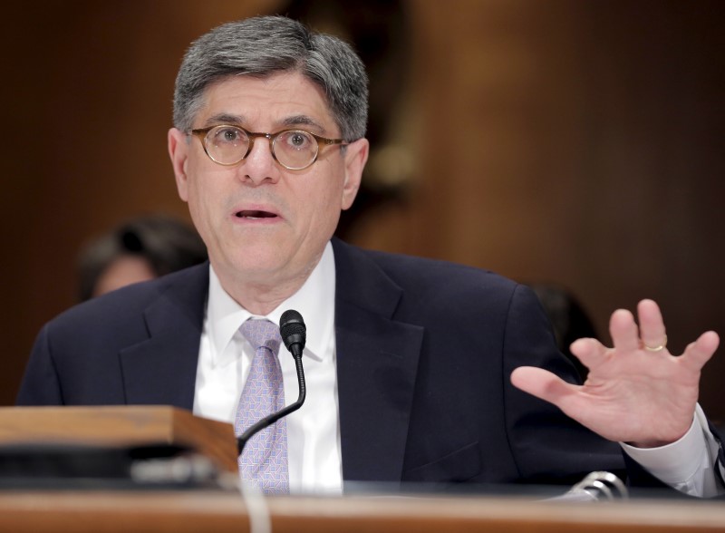 © Reuters. Treasury Secretary Jack Lew testifies at a Senate Appropriations Subcommittee hearing on the FY2017 budget for the Treasury Department on Capitol Hill