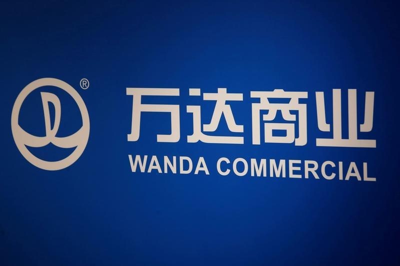 © Reuters. The company logo of Dalian Wanda Commercial Properties Co Ltd is displayed in Hong Kong