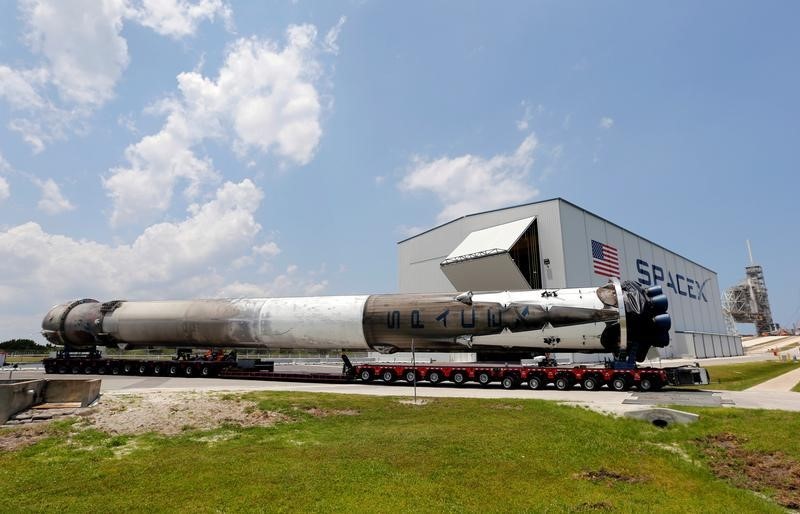 © Reuters. NOUVEAU VOL RÉUSSI POUR SPACEX