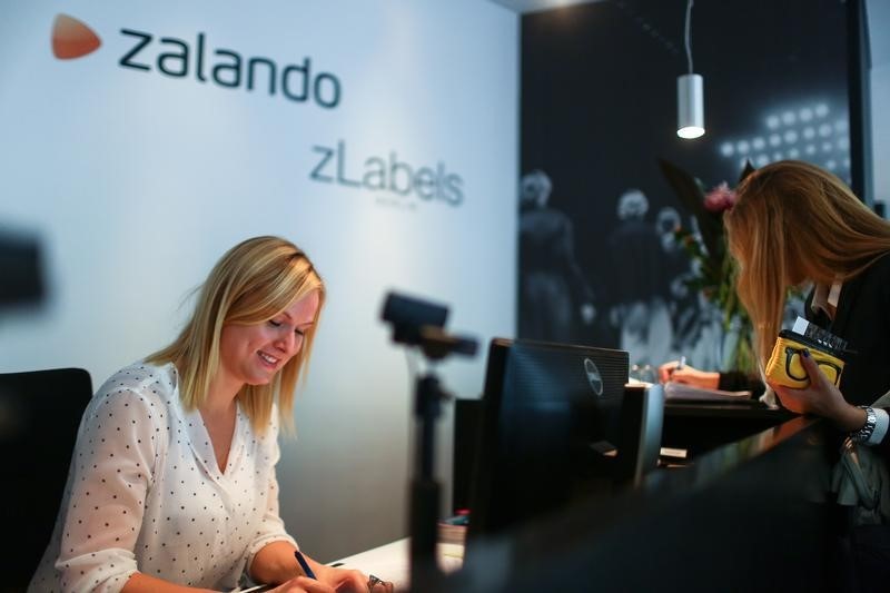 © Reuters. ZALANDO CONFIRME SON OBJECTIF ANNUEL DE CROISSANCE