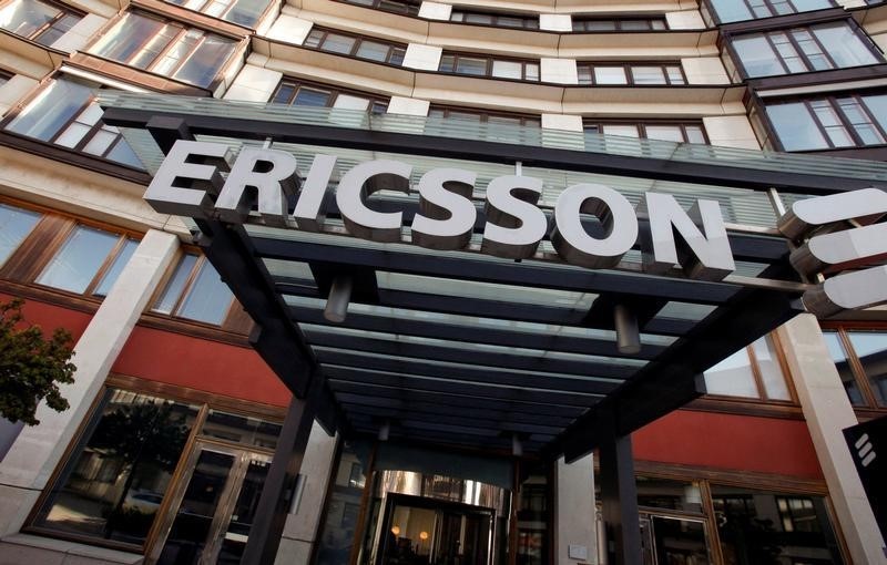 © Reuters. ERICSSON CONTINUE À RÉDUIRE SES COÛTS