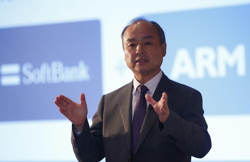 © Reuters. CEO of the SoftBank Group Masayoshi Son speaks at a new conference in London