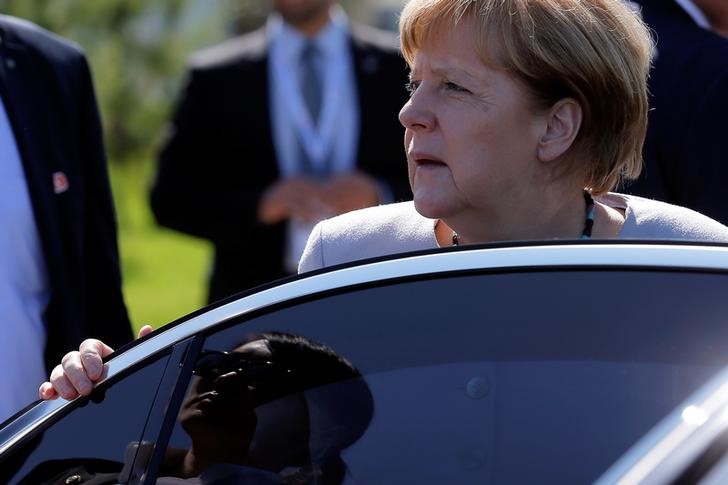 © Reuters. Merkel se reúne em cúpula de Ulaanbaatar, Mongólia