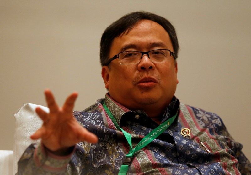 © Reuters. Indonesia Finance Minister Bambang Brodjonegoro attends a Reuters interview in Jakarta