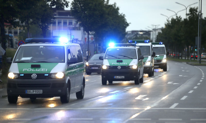 © Reuters. مجلة ألمانية: أحد منفذي هجوم ميونيخ انتحر