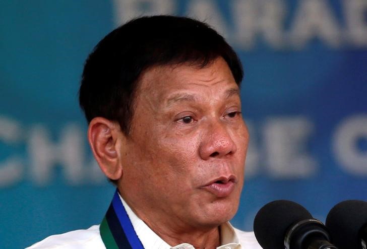 © Reuters. الرئيس الفلبيني: يجب ألا تعوق مكافحة الاحتباس الحراري التصنيع